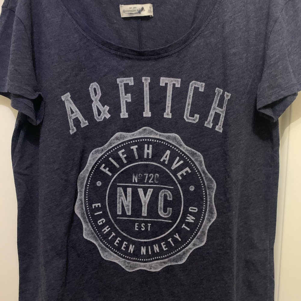 Abercrombie tee